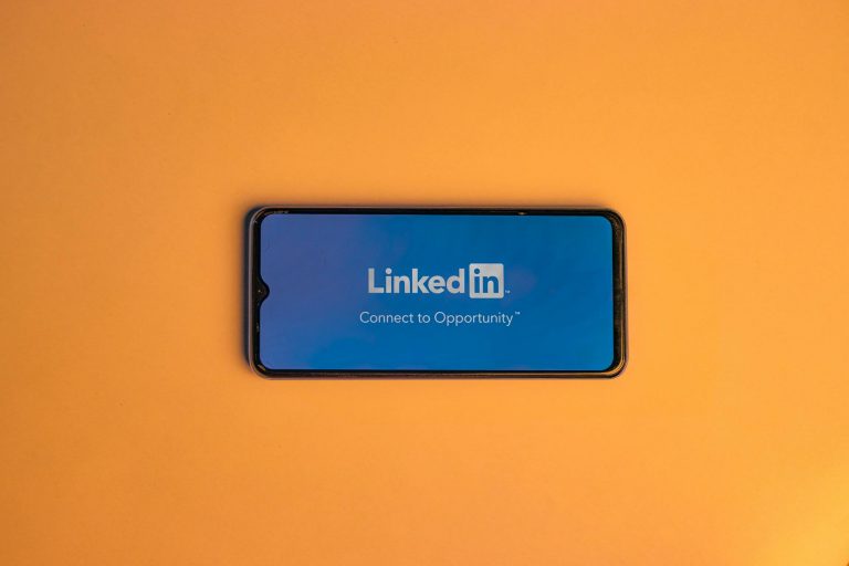 LinkedIn Ads for Lead Generation: How to Get B2B Leads Fast